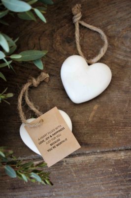 Majas Hanging Heart