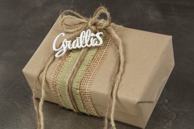 A lot "Grattis" nypa