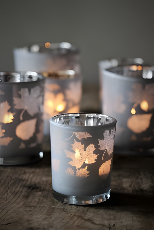 Köp Majas Ljuslykta "Leafs" – Unik produkt från Taavola Gården