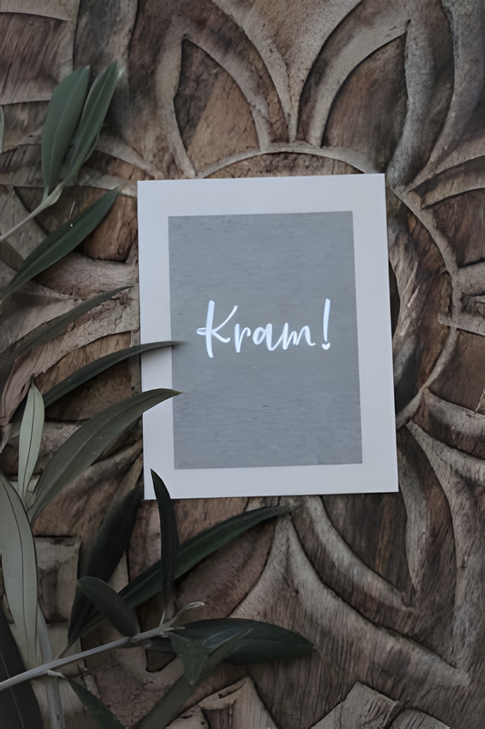 Köp Majas Kort "Kram!" – Unik produkt från Taavola Gården